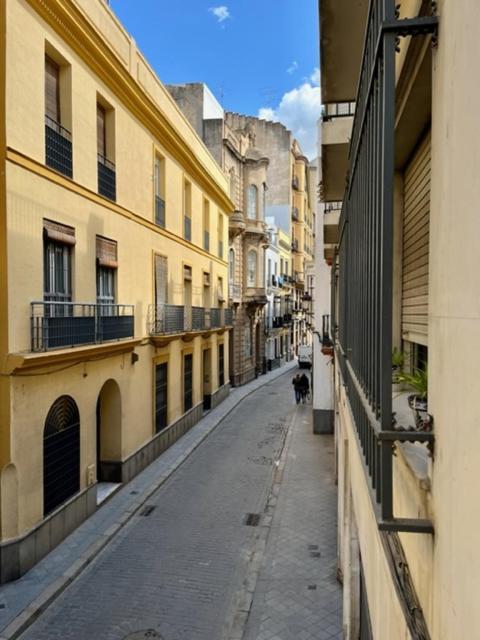 Ti1 Estiloso Loft 120M De La Catedral Tomas De Ibarra Street Sevilha Exterior foto